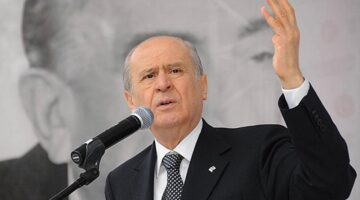 BAHÇELİ: BİLDİRİYE İMZA ATAN GENERALLERİN,MAAŞ LARI KESİLMELİDİR.